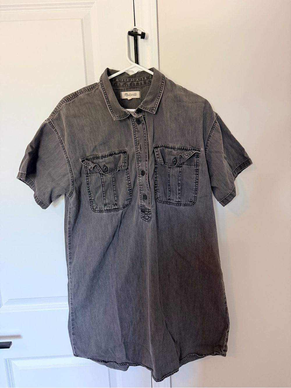 Madewell Gray Washed Short-Sleeve Dress with Chest Pockets